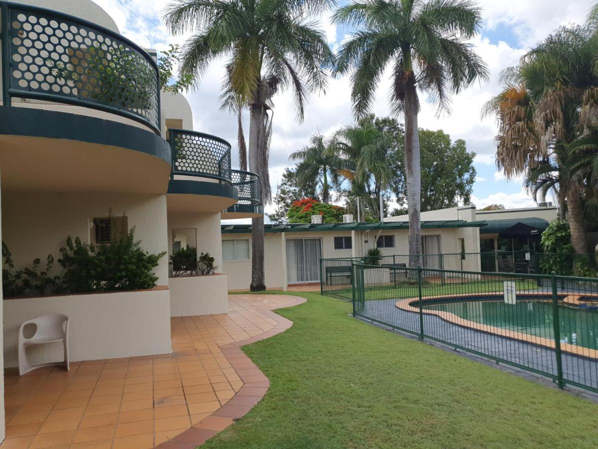 Mcnevins Maryborough Motel Exterior foto