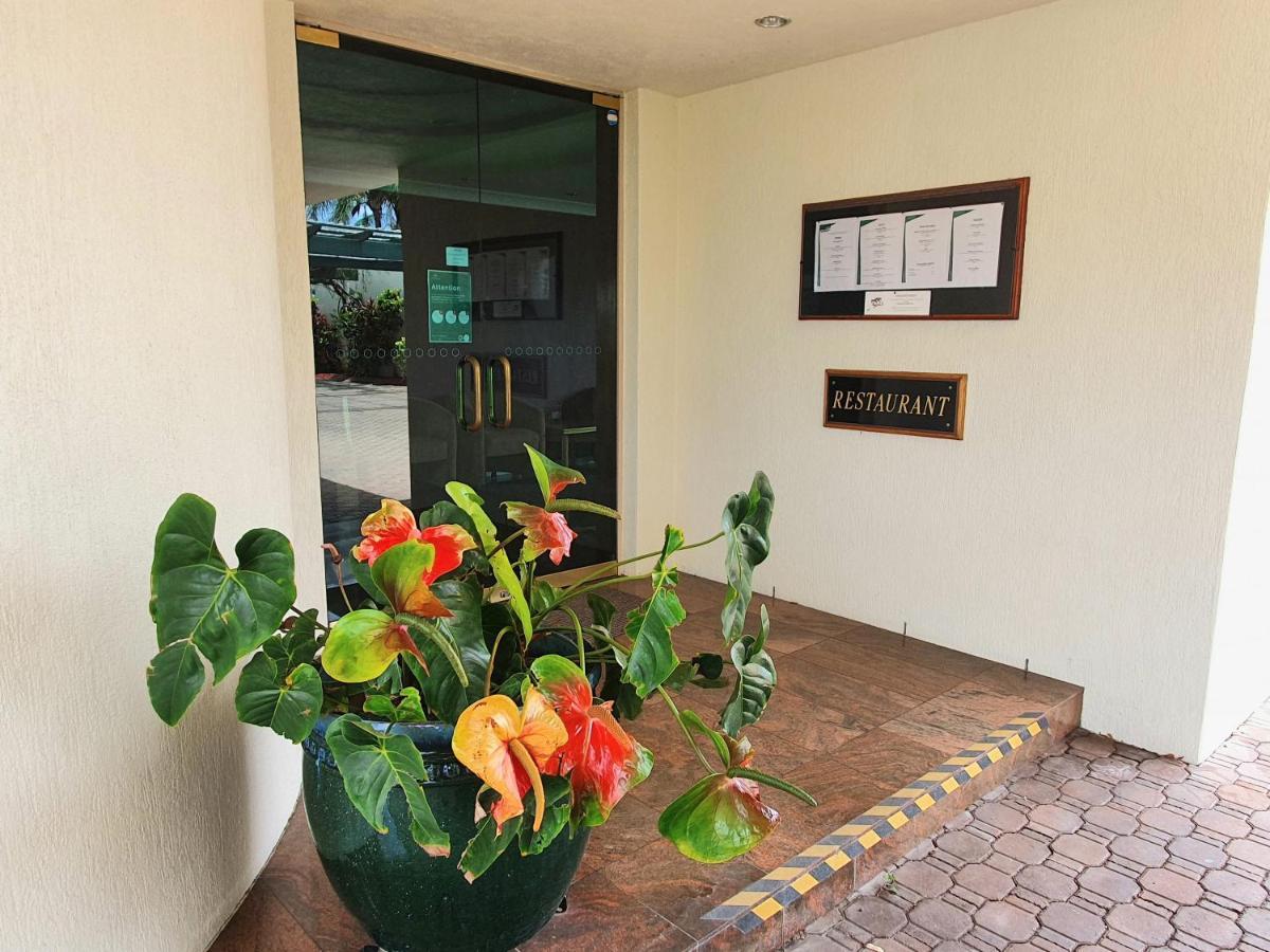 Mcnevins Maryborough Motel Exterior foto