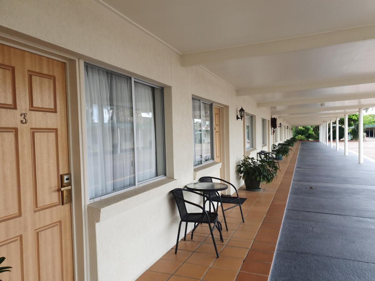 Mcnevins Maryborough Motel Exterior foto