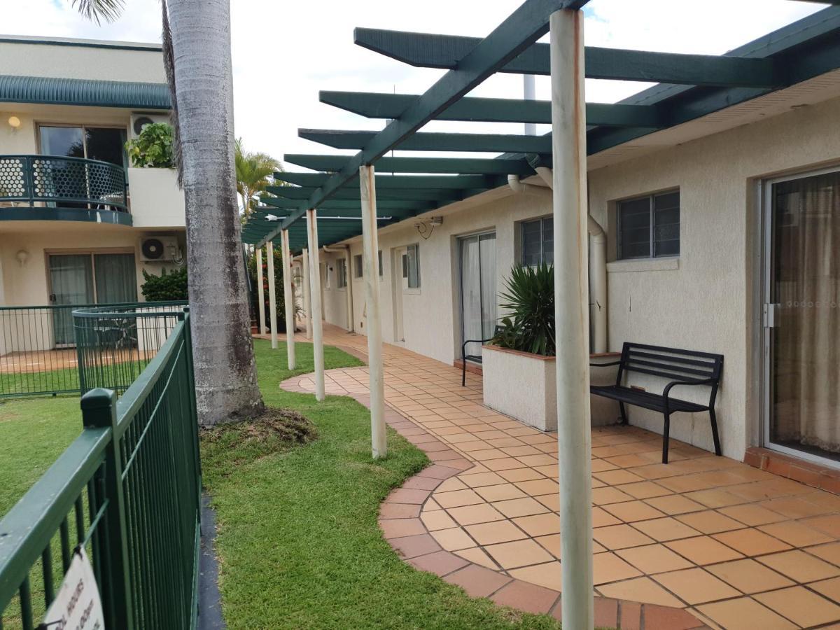 Mcnevins Maryborough Motel Exterior foto