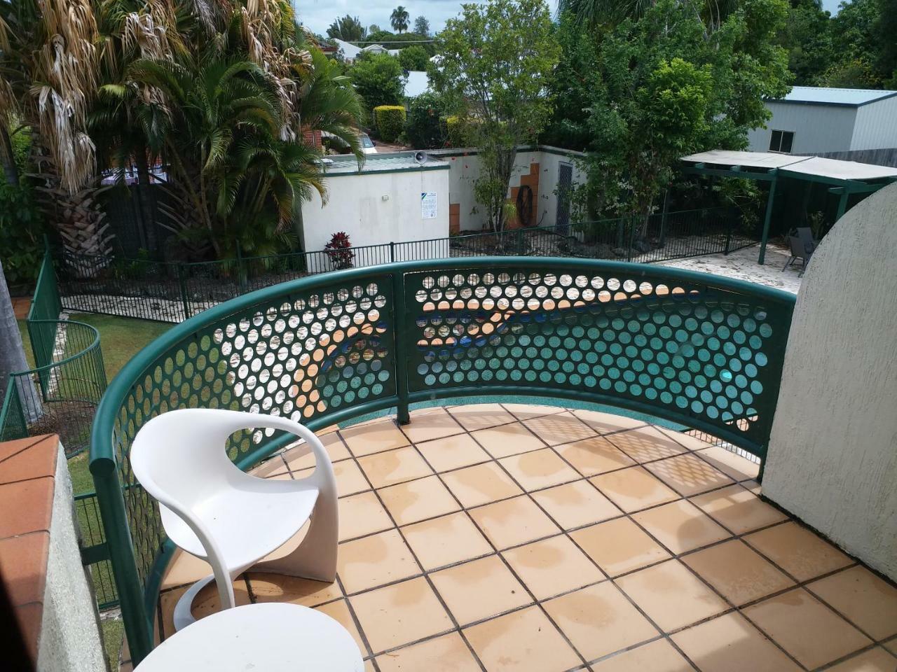 Mcnevins Maryborough Motel Exterior foto